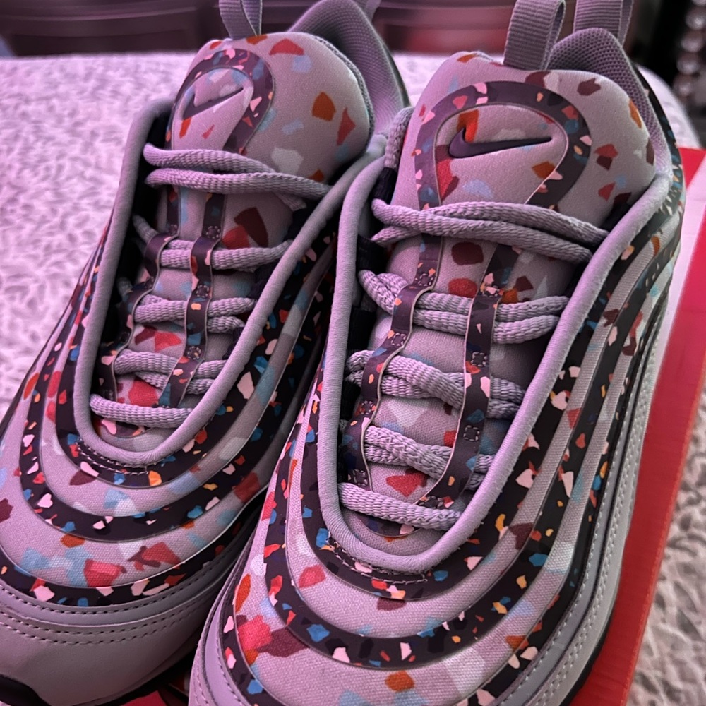 Womens air max 97’s